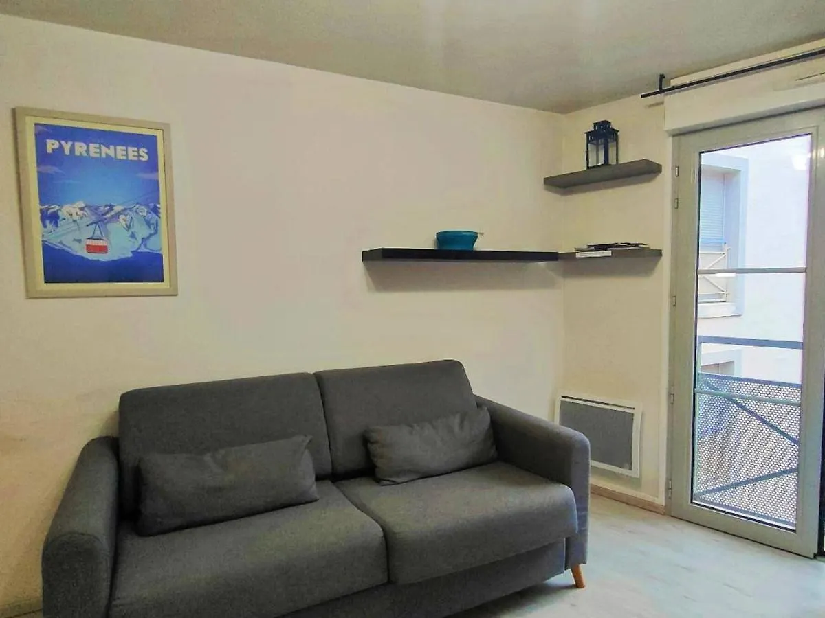 Appartement Cosy 6 Pers Avec Casier A Ski, Parking Et Balcon A Cauterets - Fr-1-234-199 0*,  France